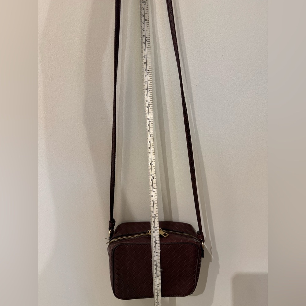 Brown Woven Crossbody Bag - Picture 3 of 16